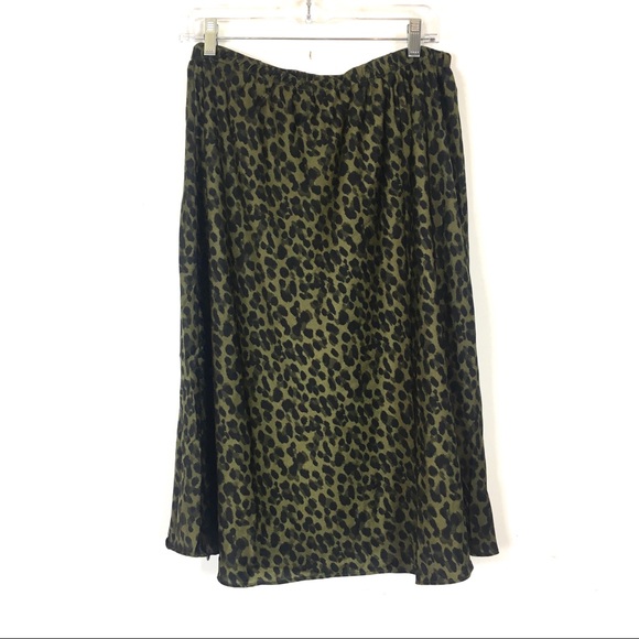 Banana Republic Dresses & Skirts - Banana Republic Leopard Olive Black Midi Skirt M